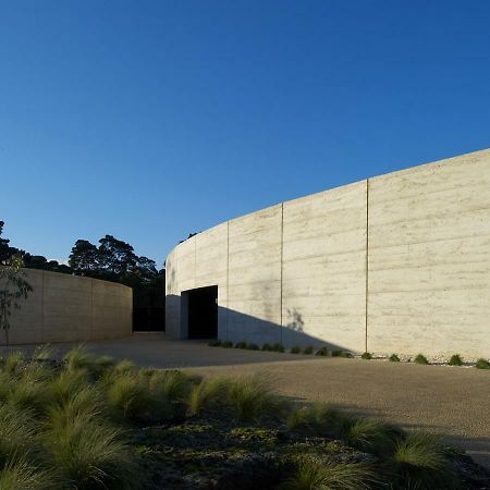 Port Phillip Estate Hotel Red Hill South Exterior photo